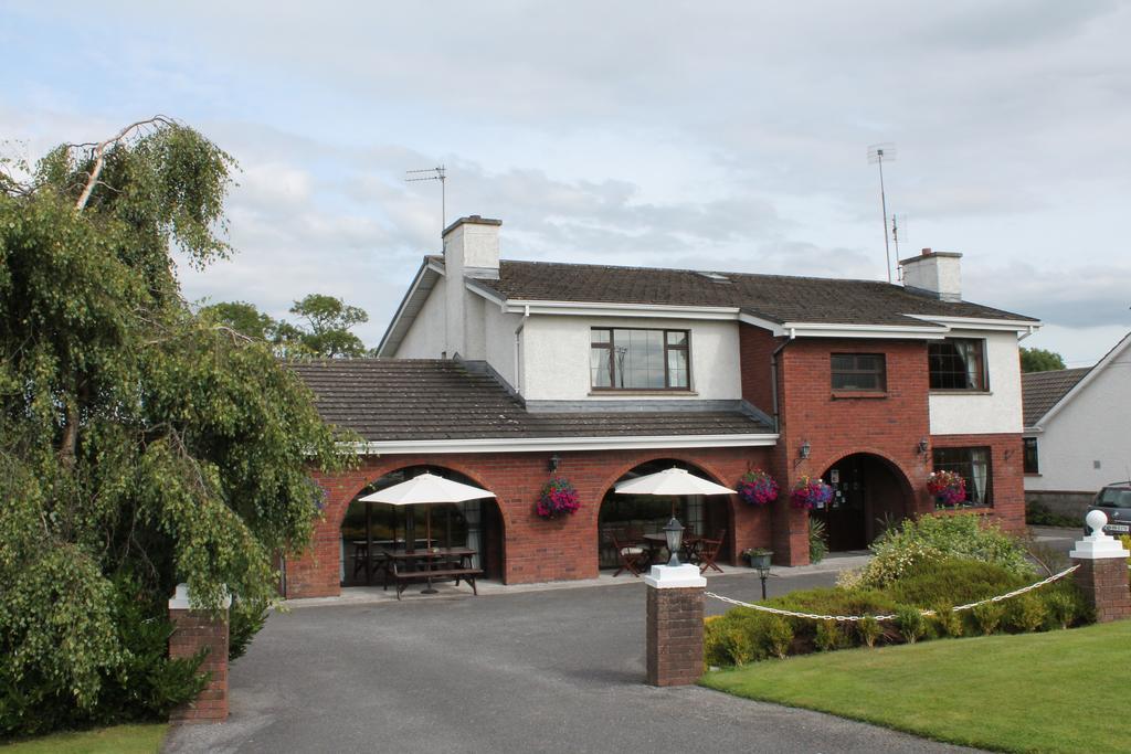 Riverview House Country house