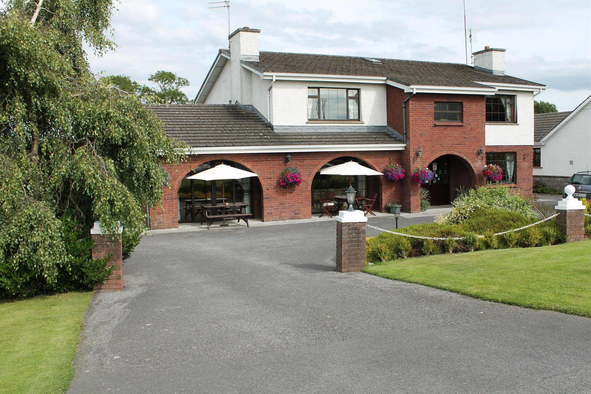 Landhaus Riverview House